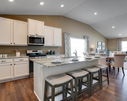 418 Greywood Boulevard, Delano