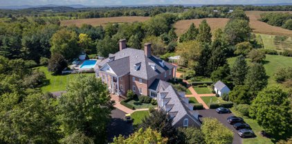 373 Craig Rd, Greencastle