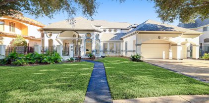 46 Lake Mist Drive, Sugar Land