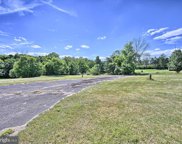 1400 Spring Valley Rd, East Greenville image