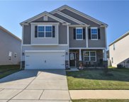 136 King William  Drive, Mooresville image