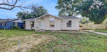 2506 William Brewster  Drive, Irving