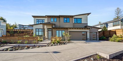 115 Wika Ranch Court, Redwood City