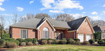 106 Holly Crest Circle, Simpsonville
