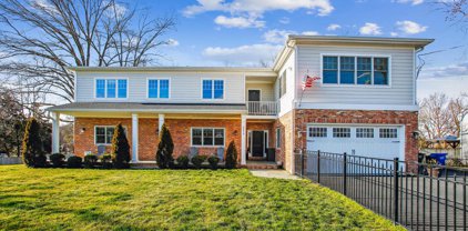 5216 Old Mill Rd, Alexandria