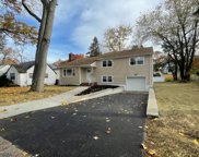 555 Broughton Ave, Bloomfield Twp. image