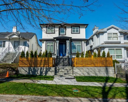 2483 E 6th Avenue, Vancouver