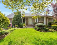 37 Maiden Lane, Jericho image