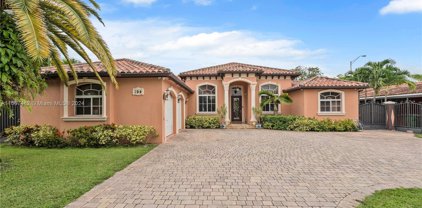 194 W 39th Pl, Hialeah