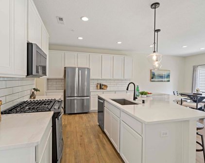 7150 Walnut Grove Lane N, Maple Grove