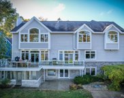 3910 VANSTONE, Commerce Twp image