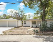 613 E Ireland St, Seguin image