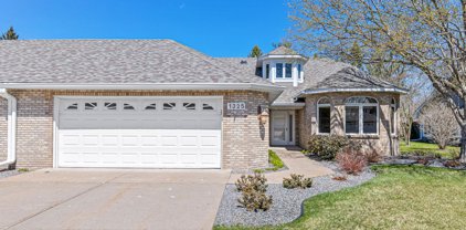 1325 Silverthorn Drive, Shoreview