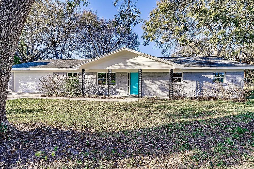 610 Bama Road, Brandon Property for Sale in , it has 4 bedrooms, 3