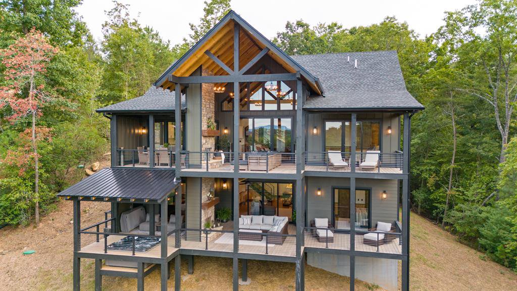 133 Amber Ridge, Blue Ridge, 30513