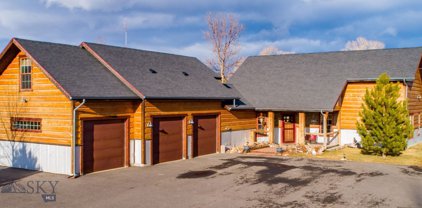 213 Little Creek Bend, Livingston