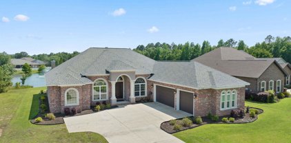 5758 Highland Lake Dr, Milton
