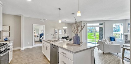 9065 Bishop Drive Unit 314, West Des Moines