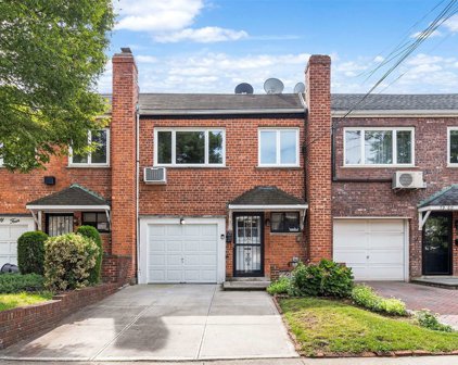 79-62 68th Road, Middle Village