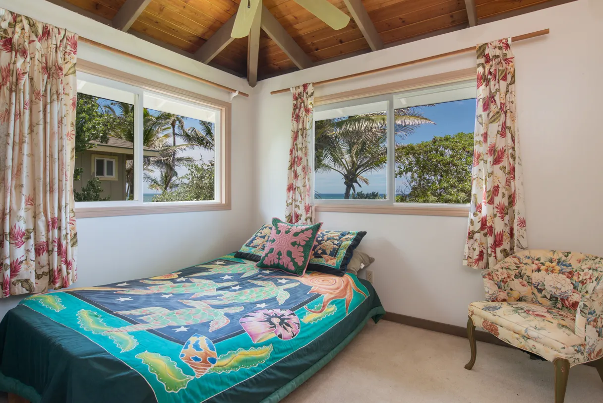 Crozier Drive Upstairs Bedroom 