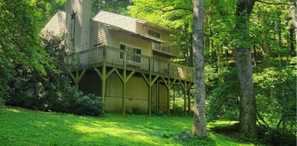 110 Old Keller Farm Road, Boone