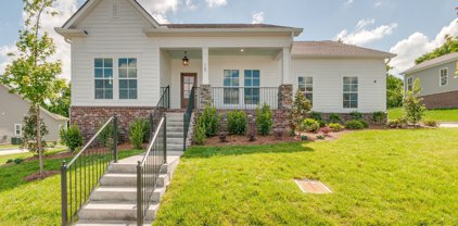 7141 Pepper Tree Circle, Fairview