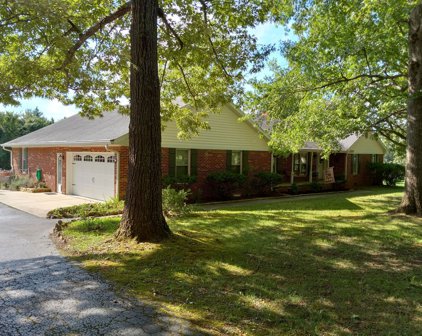 350 Sulphur Springs Rd, Shelbyville