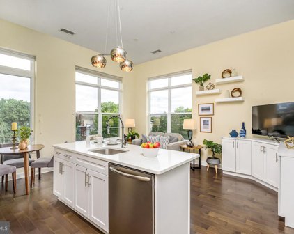 401 15th St Se Unit #402, Washington