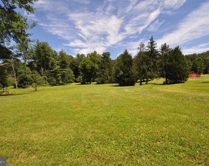 6586 Colchester Road, Fairfax Station
