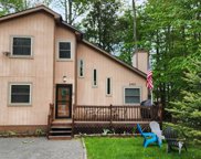 1076 Knollwood Drive, Tobyhanna image