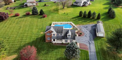 5778 Glen Oaks Dr, Narvon