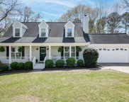 400 Ivy Mill Court, Roswell image