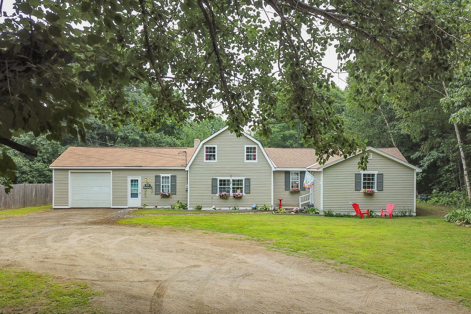 200 Weeks Mills Road, China, 04358