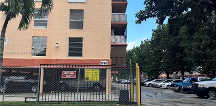 1890 W 56th St Unit #1111, Hialeah