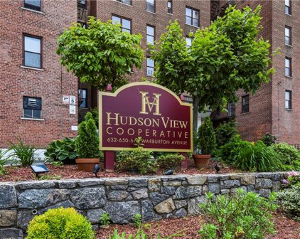 678 Warburton Avenue Unit #4L, Yonkers