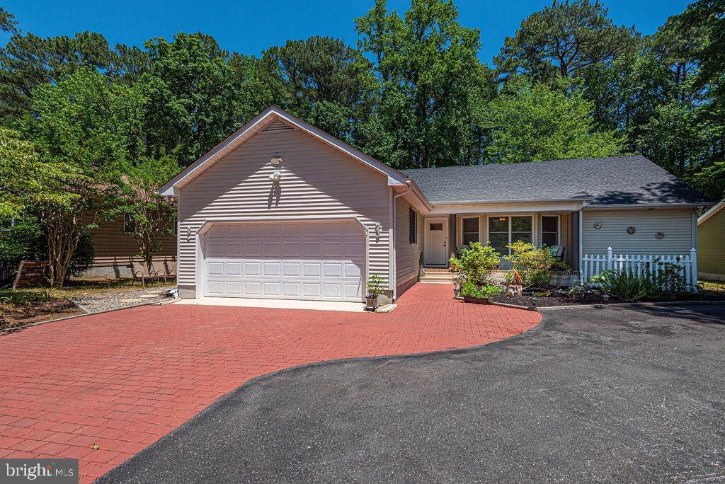 13 Brookside Road, Ocean Pines MD 21811