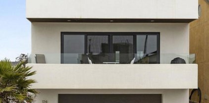 124 Ocean Drive, Oxnard