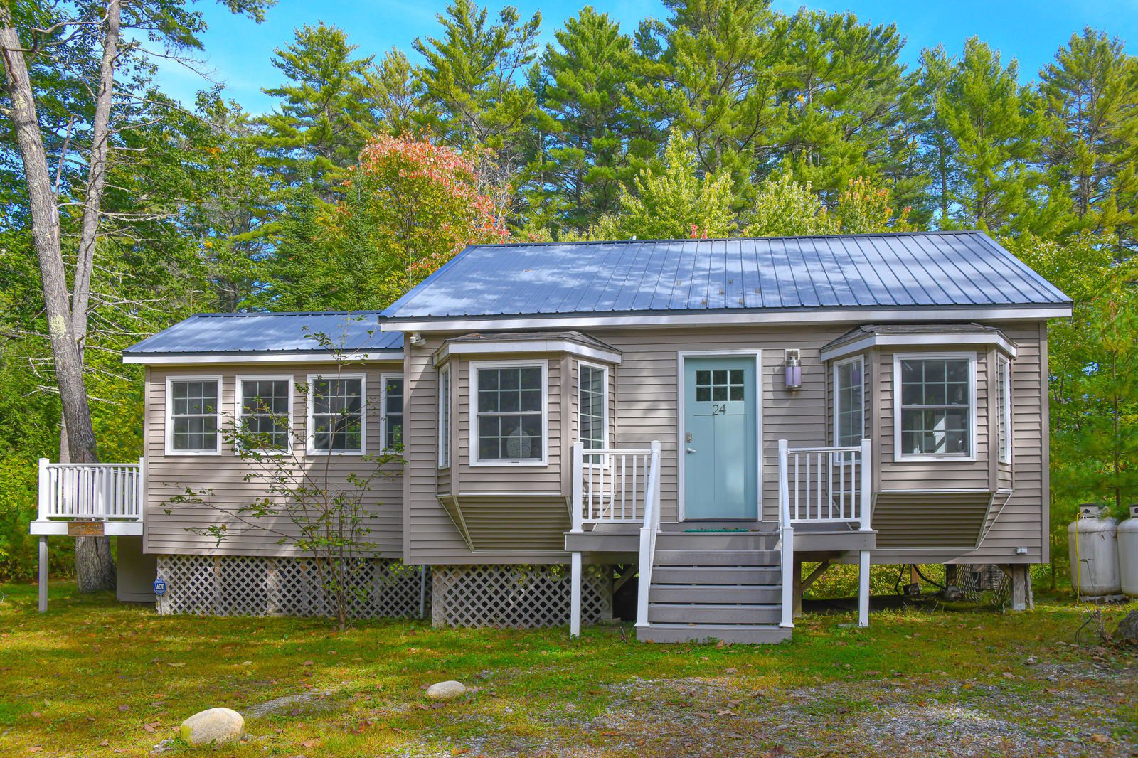 24 Dragon Back Road, Naples, 04055