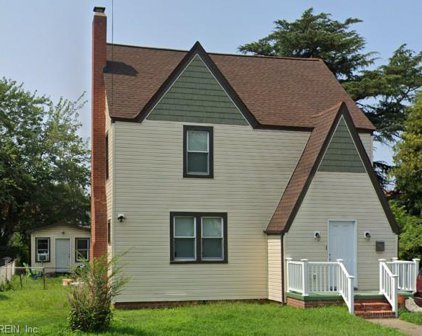 855 Hampton Avenue, Newport News South