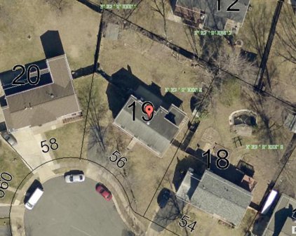 656 Stuart Ct, Herndon