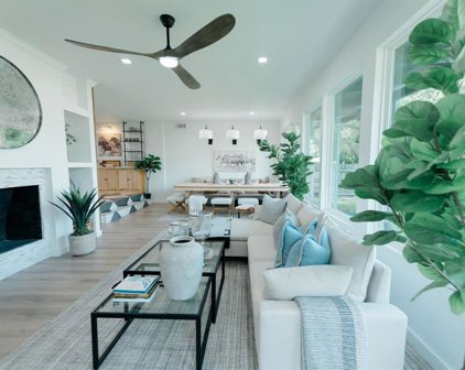 9922 Twin Shores Drive, Willis