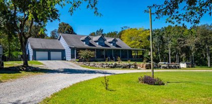 2101 Paradise Dr, Lewisburg