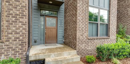 1069B E Trinity Ln, Nashville