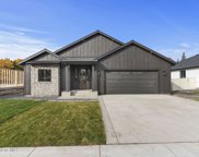 1414 Ezra, Hayden image