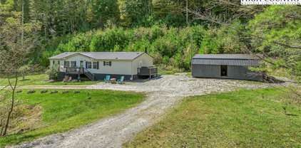 493 Old County Line Road, Laurel Springs