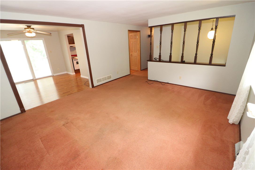 216 3rd St, Evans City Boro, 16033