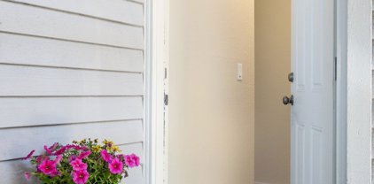 4185 W Lake Sammamish Parkway SE Unit #B206, Bellevue