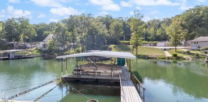 Fully Remodeled Lakefront Home with a Dock - Rock Harbor