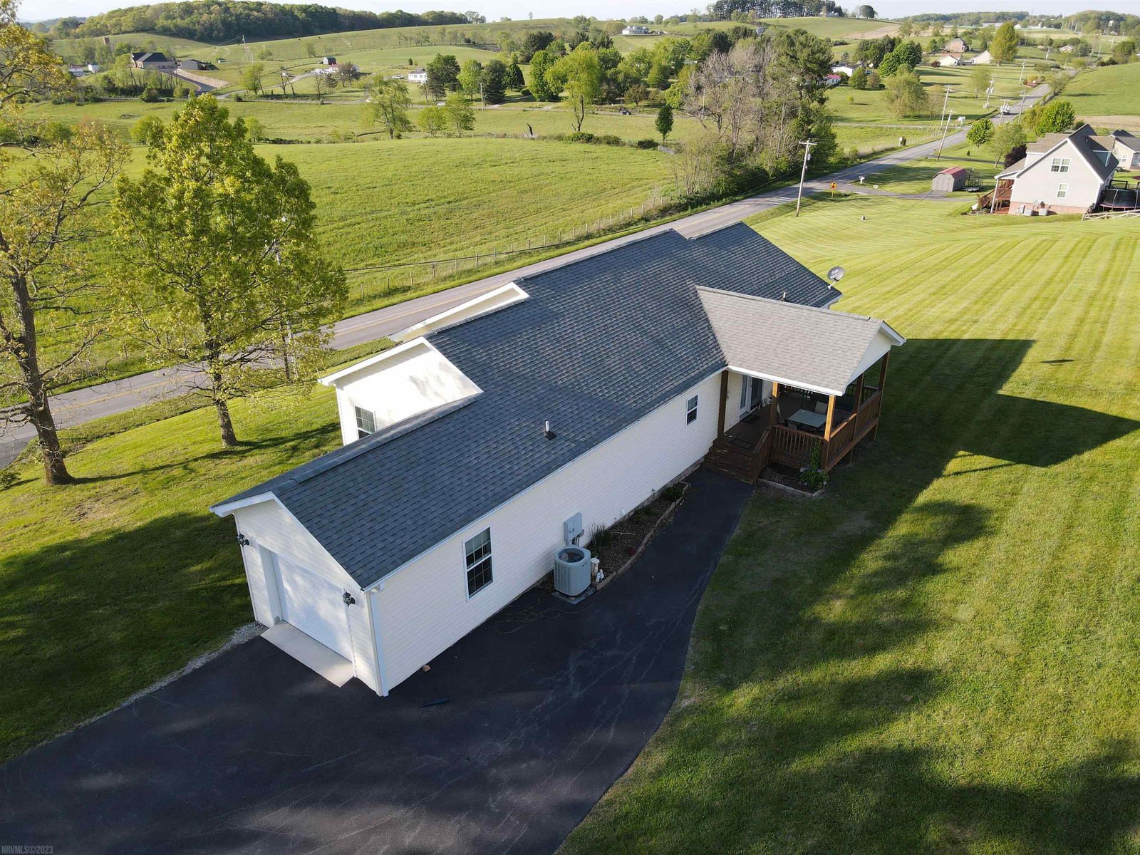 2331 Childress Road, Christiansburg, 24073