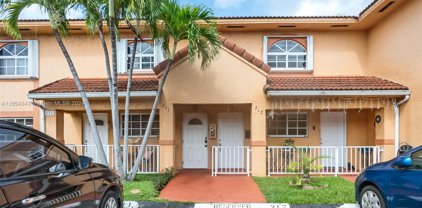 3375 W 76th St Unit #211, Hialeah